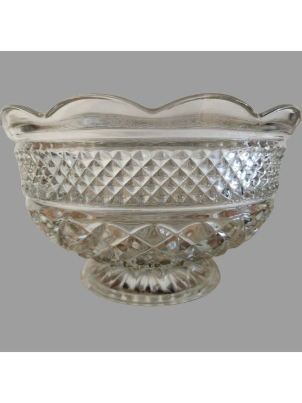 Anchor Hocking Crystal Wexford Footed Fruit Bowl Diamond Pattern Scalloped Edge